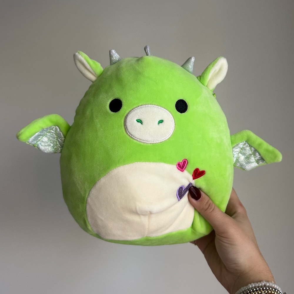 NWOT 10” Desmund The Green Dragon Squishmallow (Valentines Edition)